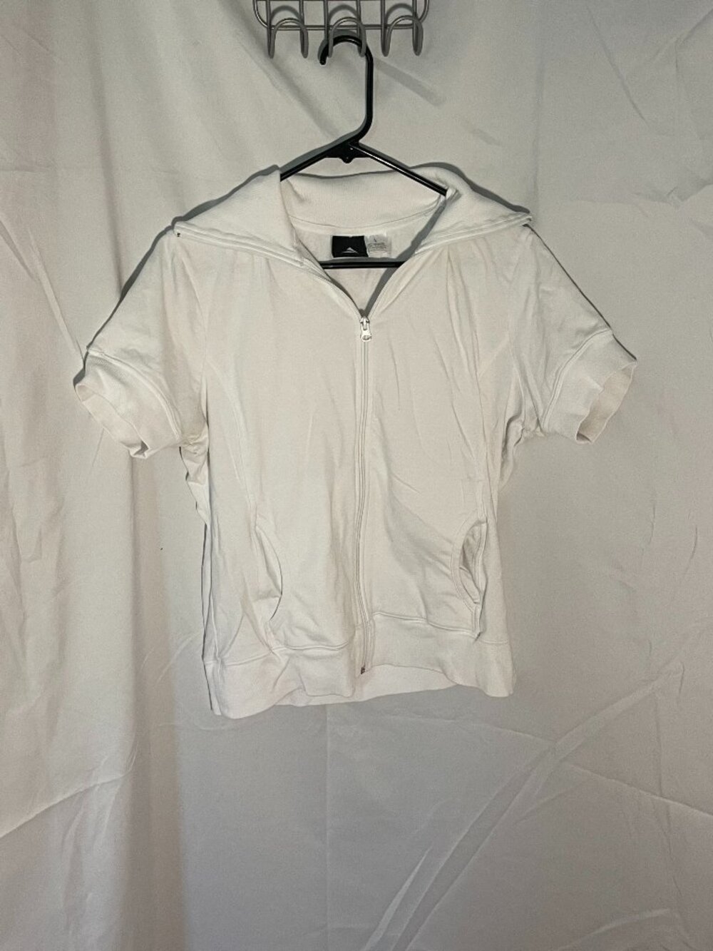 White zip up T